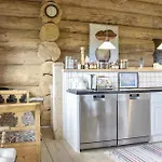 Дом отдыха In With Sauna *